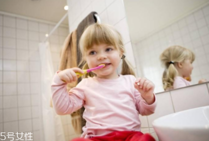 3、爱干净讲卫生(讲卫生,爱清洁)