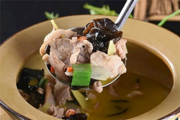 炒猪肺小技巧(如何炒猪肺)