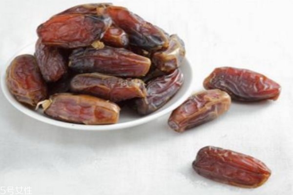 椰枣怎么做好吃(椰枣怎么做好吃)