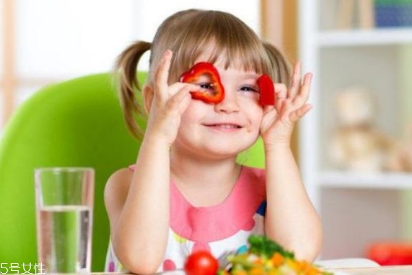 吃桑葚的注意事项(吃桑葚的禁忌) 吃桑葚的注意事项(吃桑葚的禁忌)