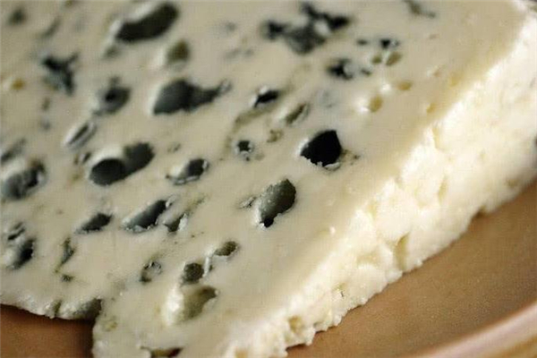 蓝纹奶酪为什么这么臭(蓝纹奶酪为什么这么臭)