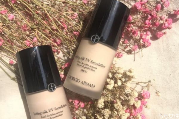 阿玛尼粉底液好用吗(阿玛尼粉底液好用吗?) 阿玛尼粉底液好用吗(阿玛尼粉底液好用吗?)