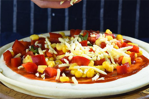 马苏里拉奶酪怎么做好吃(马苏里拉奶酪怎么做好吃不用烤箱)