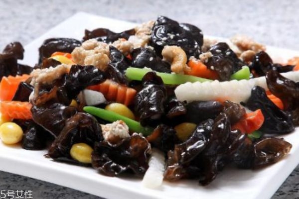 木耳怎么泡发(木耳怎么泡发最快)