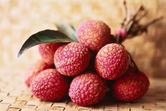 荔枝怎么挑选(荔枝干怎么挑选好) 荔枝怎么挑选(荔枝干怎么挑选好)