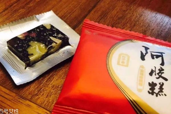 阿胶糕适合什么人吃(阿胶糕适合什么人吃的功效和作用) 阿胶糕适合什么人吃(阿胶糕适合什么人吃的功效和作用)