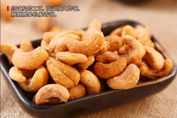 菠萝的糖分含量高吗(菠萝的糖分含量高吗) 菠萝的糖分含量高吗(菠萝的糖分含量高吗)