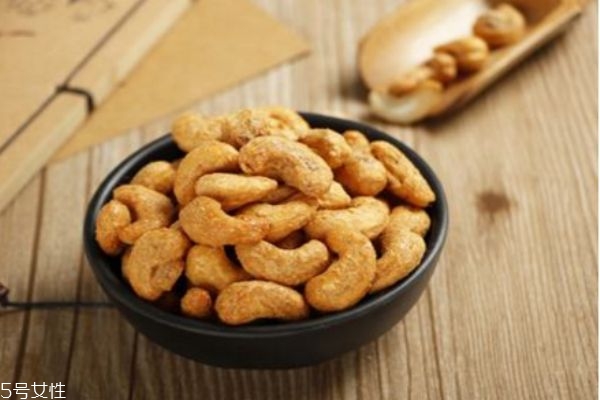 腰果有哪些禁忌(腰果的禁忌)