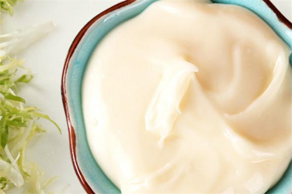 沙拉酱可以直接吃吗(沙拉酱什么牌子的最好吃?)