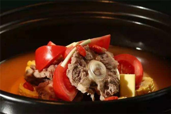 番茄牛尾汤的营养价值(番茄牛尾汤的功效)
