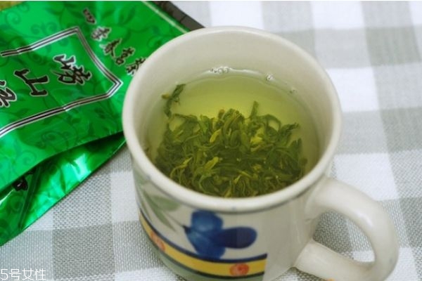 崂山绿茶是醇香吗(崂山绿茶味道是什么味道)