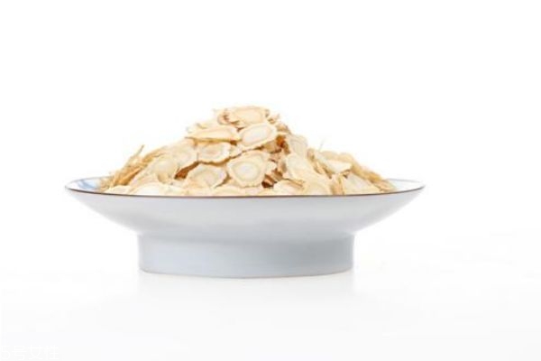 绞股蓝西洋参一起泡水的功效(绞股蓝西洋参片泡水喝的功效)