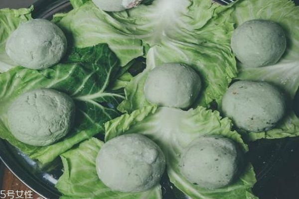 青团凉了先加热后食用(青团凉了怎么加热) 青团凉了先加热后食用(青团凉了怎么加热)