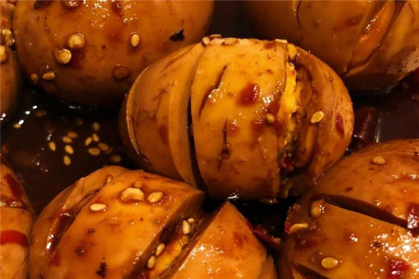 啤酒卤蛋的做法(啤酒鸭的制作方法)