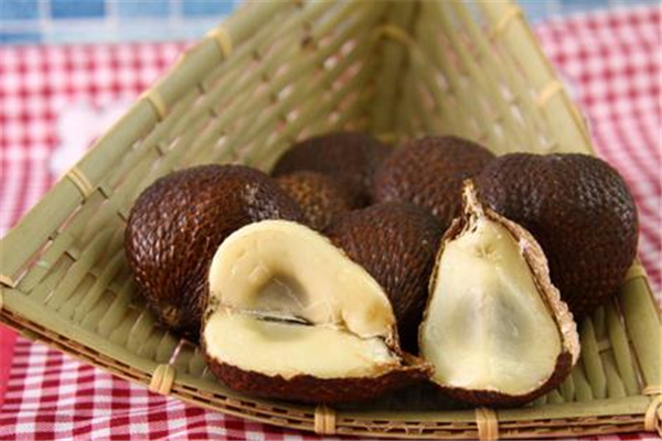 蛇皮果是什么味道(蛇皮果是什么味道)