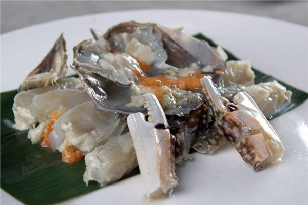 醉蟹生吃好还是蒸熟吃好(醉蟹是生吃还是蒸熟吃)