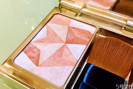 如何选择合适的高光(怎么选择高光)