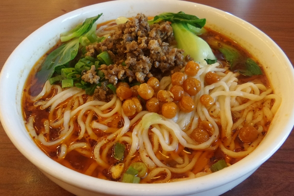 重庆小面用的什么面(重庆小面用的什么面条)