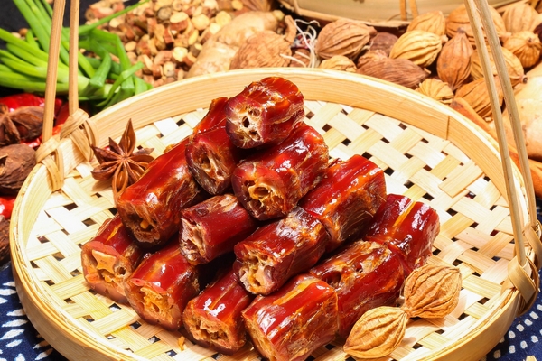 酱板鸭的做法(酱板鸭的做法大全集)