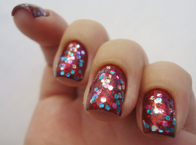 贴片甲怎么做(贴片美甲怎么做)