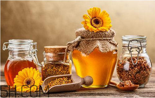 秋天怎么喝蜂蜜(秋天怎么喝蜂蜜水吗)