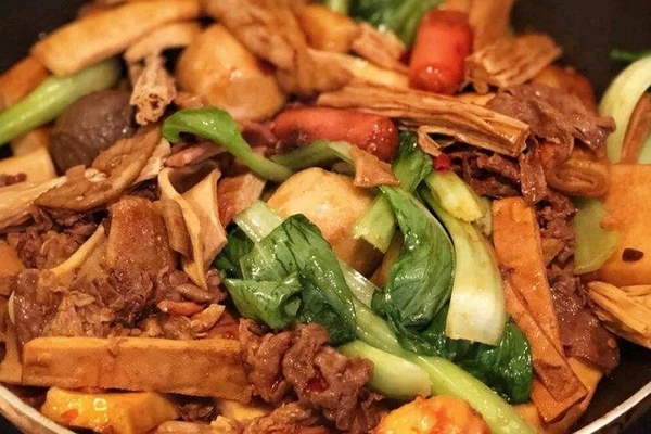 麻辣香锅小知识(麻辣香锅放啥)