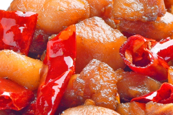 兔肉不能和芹菜一起吃(兔肉不能和芹菜一起吃吗)