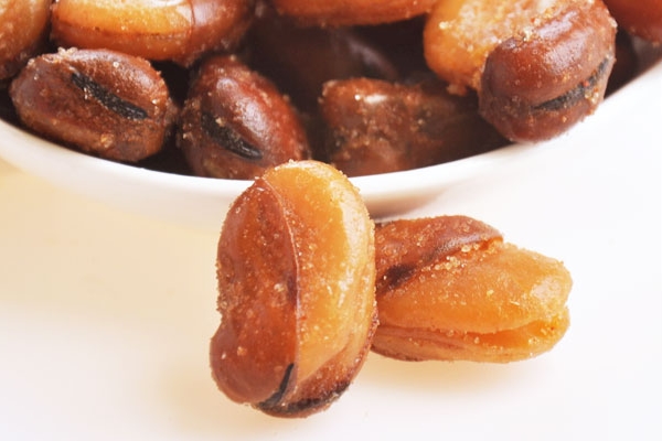 蚕豆可以降低胆固醇(蚕豆可以降低胆固醇吗)