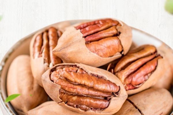 碧根果的功效(碧根果的功效和作用)