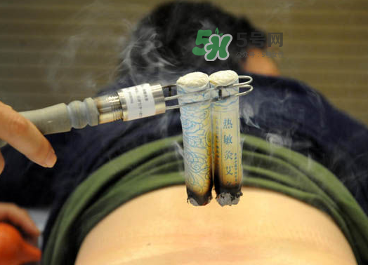 三伏天艾灸后能吹电扇吗(电吹风能代替艾灸吗)