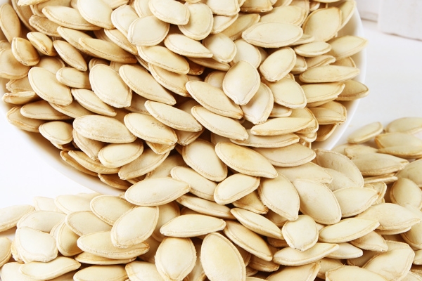 南瓜子的营养价值(南瓜子的营养价值和功效)