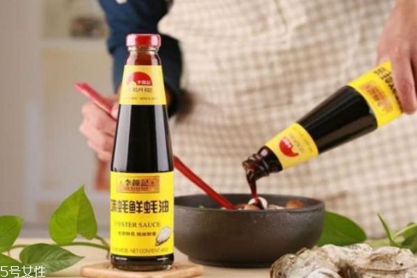 酱油、生抽、老抽、蚝油怎么分辨(生抽老抽酱油蚝油区别)