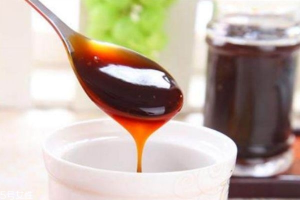 蚝油和酱油的区别(蚝油和酱油的区别炒肉用什么) 蚝油和酱油的区别(蚝油和酱油的区别炒肉用什么)