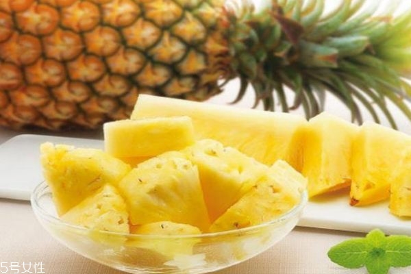 什么时候泡温泉最好(附近泡温泉哪里比较好)