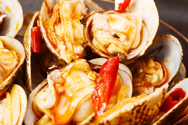 食用花甲注意事项(正确吃花甲的方法)