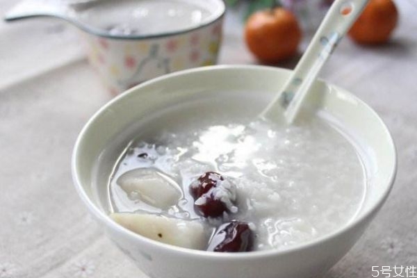 孕妇吃山药粥有什么好处呢(孕妇喝山药粥有什么好处)