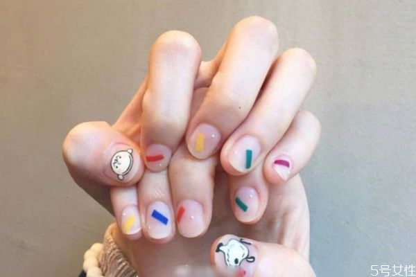 指甲油怎么洗掉小窍门(怎么做指甲油教程)