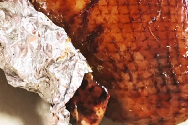 烤鸭的食用处理方法(烤鸭的吃法步骤)