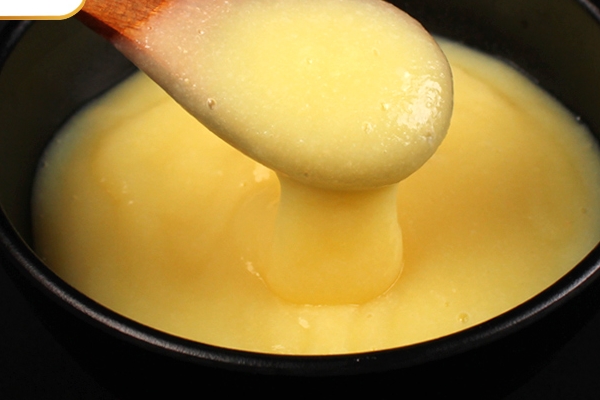 哪些人不能吃蜂王浆(哪些人不适合吃蜂王浆)