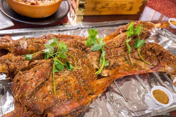 烤全羊的第三十分钟(烤全羊要几个小时)