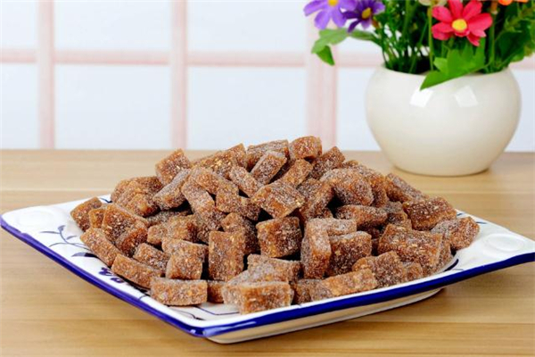 姜糖的功效和作用(姜糖的功效和作用及食用方法)