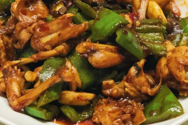 牛蛙的营养价值(牛蛙的营养价值、作用和功效) 牛蛙的营养价值(牛蛙的营养价值、作用和功效)