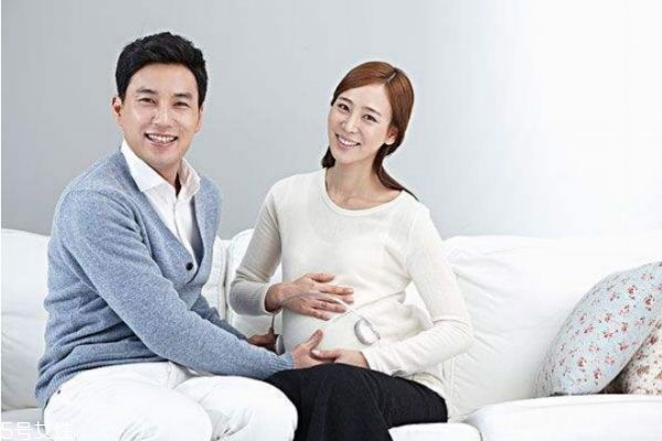 怀孕三个月肚子有多大(怀孕三个月肚子有多大图片)