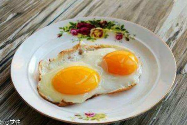 鸡蛋的营养(鸡蛋的营养价值及功效和作用)