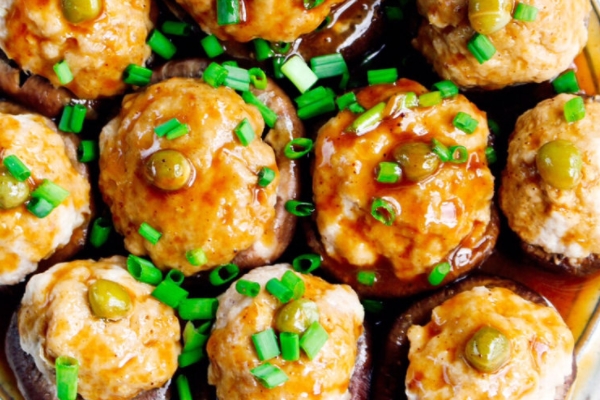 香菇炒前焯水吗(香菇炒前焯水吗)