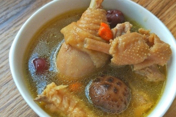 鸡汤的营养价值(鸡汤的营养价值高吗) 鸡汤的营养价值(鸡汤的营养价值高吗)