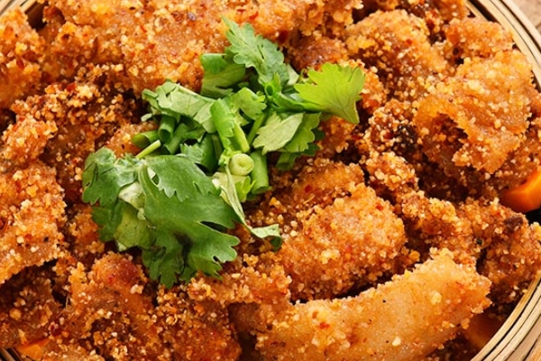 粉蒸肉用什么锅好(粉蒸肉用什么锅蒸最好)