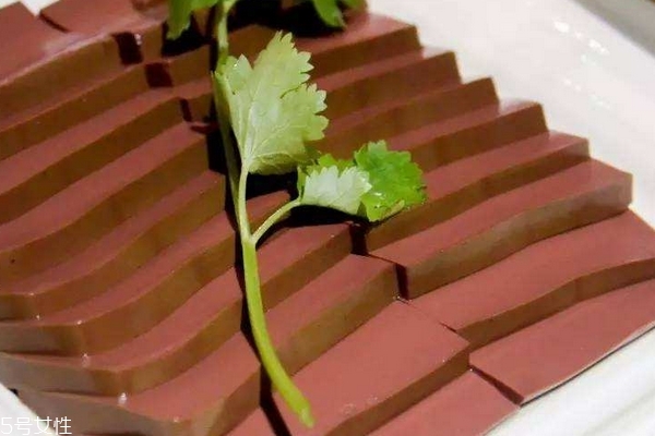 鸭血的食用方法(鸭血的食用方法)