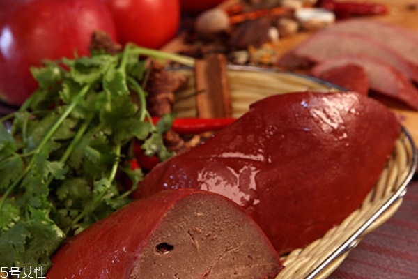 猪肝的食用方法(猪肝的食用方法)