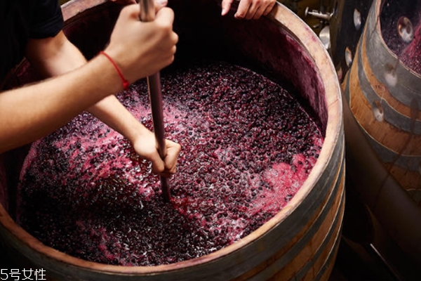 酒庄酒怎么定义(什么是酒庄酒?)